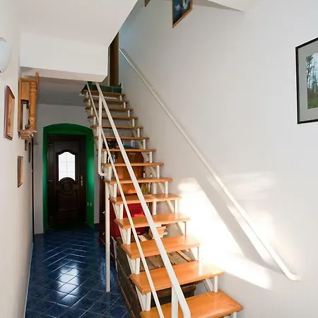 Guest house Pape 3*